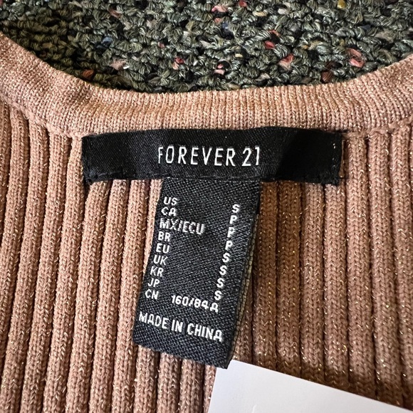 FOREVER21 NWT Beige Sparkly Ribbed Cropped Cardigan Knit Sweater Shrug Shirt S - Picture 14 of 16